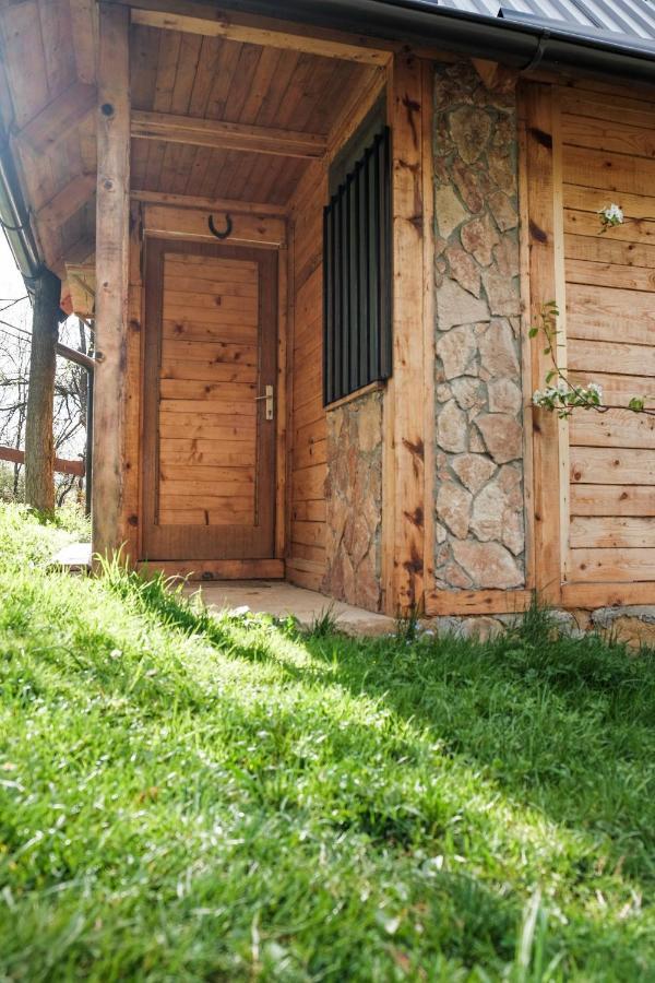 Bungalows Old Town Високо Екстериор снимка
